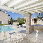 Piccolo Paradiso With Heated Pool, Jacuzzi & Sauna Villa *