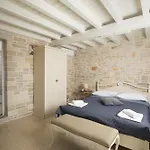 Piccolo Paradiso With Heated Pool, Jacuzzi & Sauna