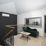 Piccolo Paradiso With Heated Pool, Jacuzzi & Sauna Villa *