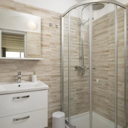 Villa Piccolo Paradiso With Heated Pool, Jacuzzi & Sauna