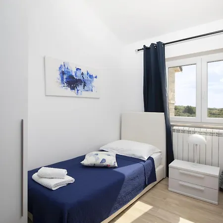 Piccolo Paradiso With Heated Pool, Jacuzzi & Sauna Villa Rovinjsko Selo