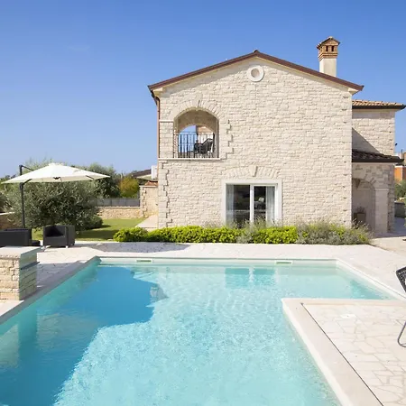 Piccolo Paradiso With Heated Pool, Jacuzzi & Sauna * Rovinjsko Selo