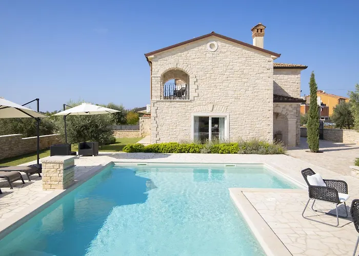 Piccolo Paradiso With Heated Pool, Jacuzzi & Sauna * Rovinjsko Selo