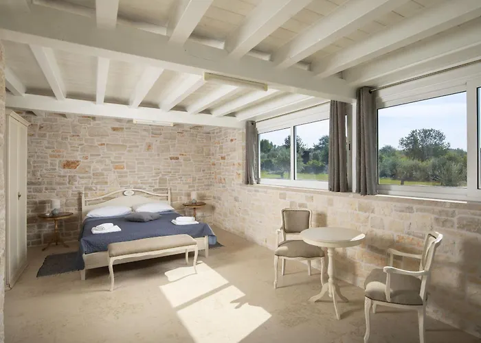 Piccolo Paradiso With Heated Pool, Jacuzzi & Sauna * Rovinjsko Selo