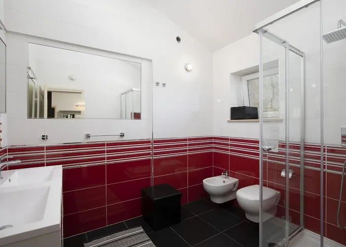 Piccolo Paradiso With Heated Pool, Jacuzzi & Sauna *