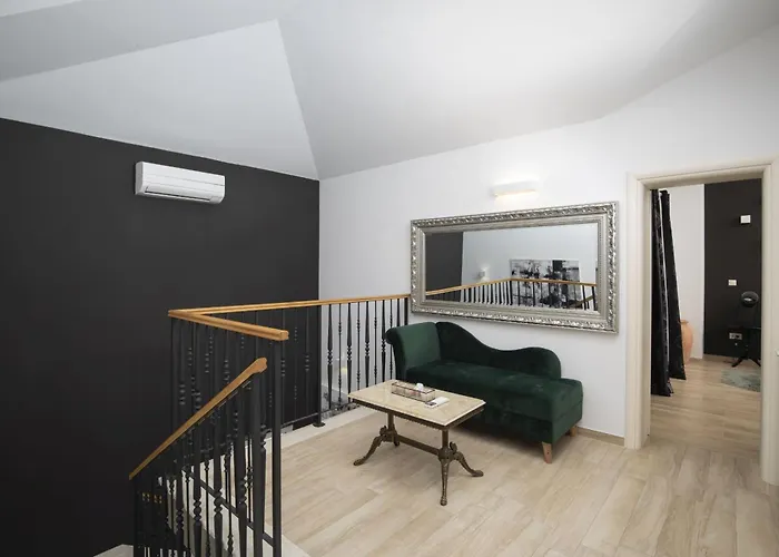 Piccolo Paradiso With Heated Pool, Jacuzzi & Sauna Vila *